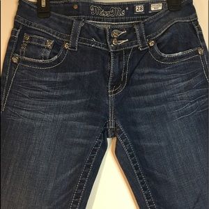 BUCKLE MISS ME jeans sequins/ bedazzled 28 boot
